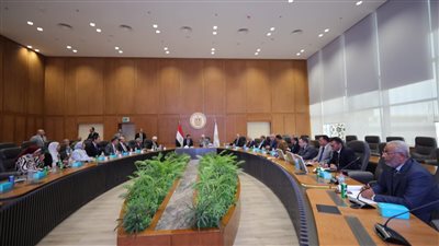 وزير التعليم العالي يرأس اجتماع الاتحاد الرياضي للجامعات بحضور أشرف صبحي