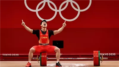 رفع الأثقال يحافظ على مقعده في أولمبياد لوس أنجلوس 2028