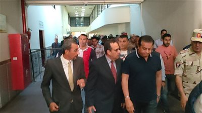 وزير الصحة ومحافظ شمال سيناء يتفقدان معبر رفح (صور)