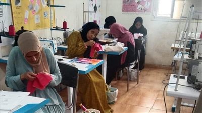 وحدة السكان تنفذ دورة الخياطة والتفصيل ضمن مبادرة 