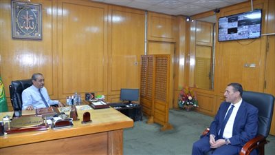 محافظ الإسماعيلية يستقبل رئيس الجهاز التنفيذي للهيئة العامة لتعليم الكبار