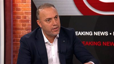 حسام زملط يكشف جريمة إسرائيلية مروعه كادت تقتل ابن شقيقه الطفل (فيديو) 