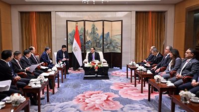 أثناء مشاركته بمنتدى الحزام والطريق للتعاون الدولي، مدبولي يلتقي رئيس شركة تشاينا إنرجي