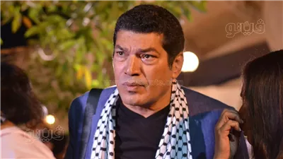 باسم سمرة يتبرع بألف جنيه للشعب الفلسطيني، وسخرية واسعة بين الجماهير (فيديو)