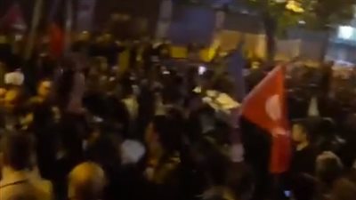 مظاهرات أمام سفارة الاحتلال بتركيا وتل أبيب تطالب رعاياها بالمغادرة في أسرع وقت ممكن (فيديو)