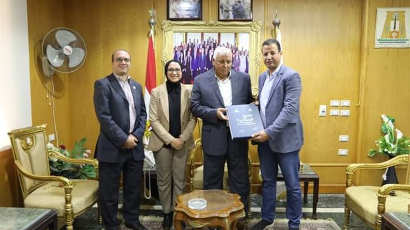 محافظ الوادي الجديد،