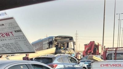 حادث مروع على طريق الإسكندرية الصحراوي وتصادم عدة سيارات ووقوع مصابين