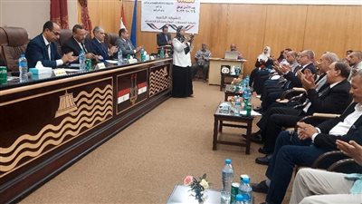 وزارة العمل: 