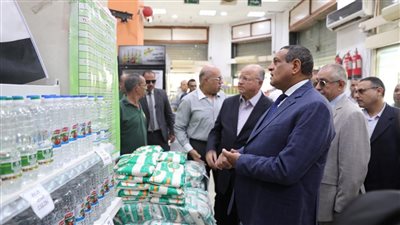 هشام آمنة: توافر جميع السلع الأساسية التي يحتاجها المواطنون بتخفيضات 