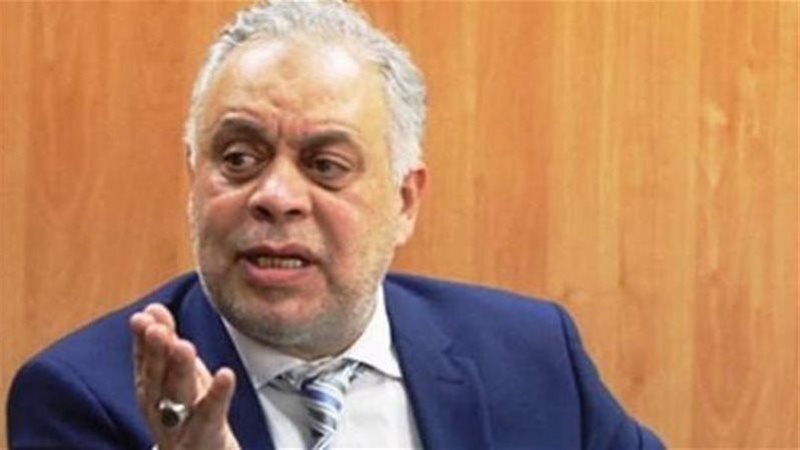 الدكتور أشرف زكي،