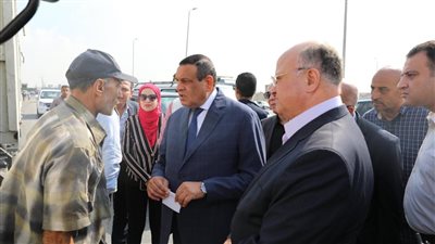 وزير التنمية المحلية ومحافظ القاهرة يتابعان أعمال شركتي النظافة بأحياء المنطقتين الشرقية والغربية