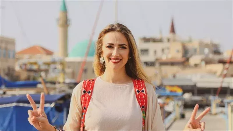 دلال أبو آمنة، فيتو