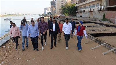 محافظ الدقهلية يتفقد تنفيذ مشروع امتداد المشاية الجديد على النيل