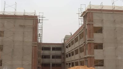 تعرف على معدلات تنفيذ عدد من المشروعات التعليمية بالعاشر من رمضان 