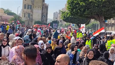 تجمع المئات من المتظاهرين بميدان سيدي جابر دعما للقضية الفلسطينية (فيديو وصور)