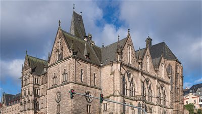 بدء الدراسة للطلاب المقبولين بمنحة جامعة ماربورج الألمانية