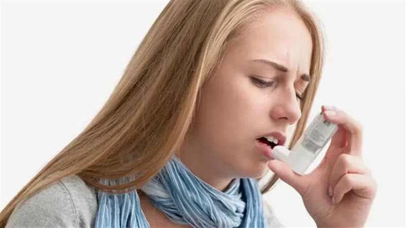 حساسية الصدر، فيتو