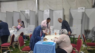 بدء فرز الأصوات في انتخابات الزمالك (صور)