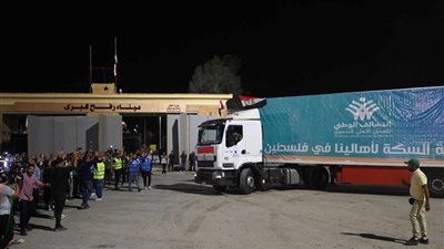 تعذر دخول قوافل المساعدات لقطاع غزة بسبب انفجارات بالقرب من معبر رفح