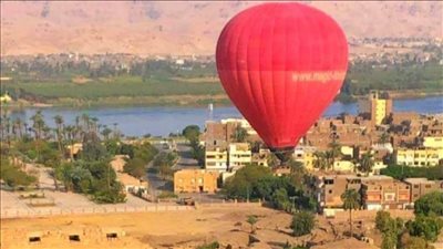60 رحلة بالون طائر تحلق في سماء الأقصر