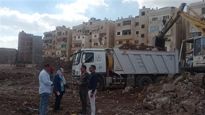 رفع تلال القمامة وتطوير المنطقة العشوائية في بلقاس بالدقهلية 