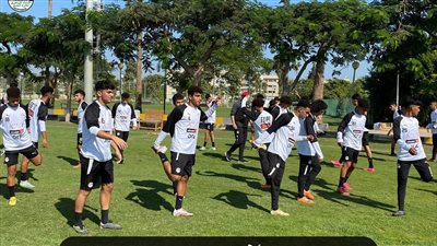 وائل رياض يختبر لاعبين جددا في معسكر منتخب 2005 