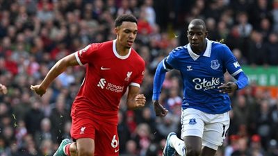 الدوري الإنجليزي، التعادل السلبي يستمر بين ليفربول وإيفرتون بعد 65 دقيقة