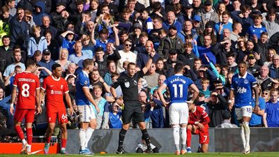 بثنائية صلاح، ليفربول يفوز على إيفرتون ويتصدر البريميرليج مؤقتًا 