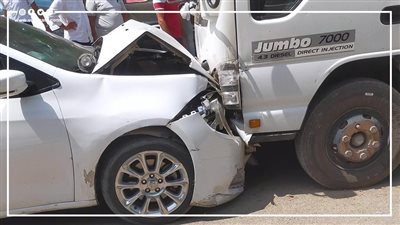 إصابة 9 أشخاص في حادثين منفصلين في الجيزة 