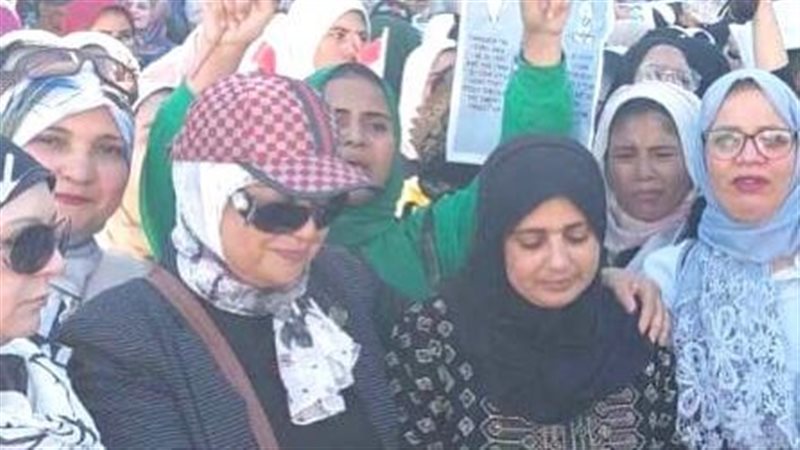 طالبة فلسطينية تشارك