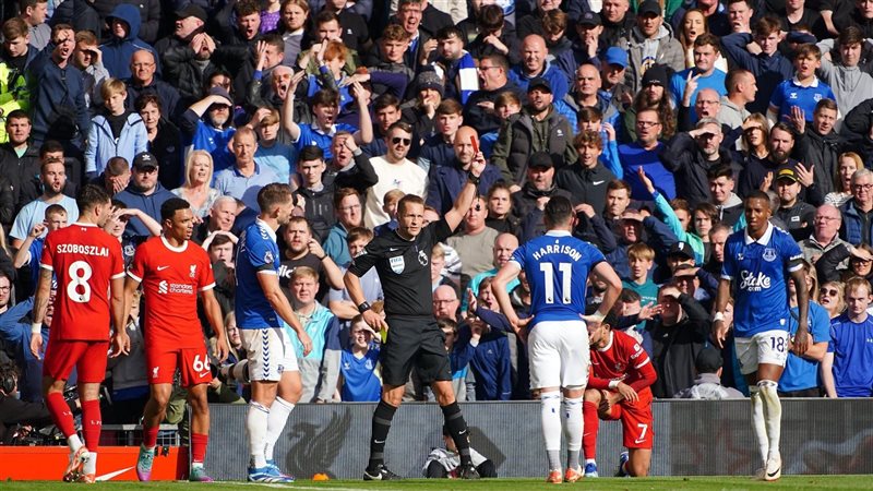 ليفربول، فيتو