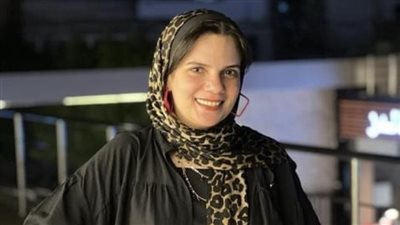 إطلاق اسم الناقدة الراحلة رنا أبو العلا على جائزة الأداء الجماعي بملتقى القاهرة للمسرح الجامعي