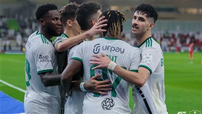 أهلي جدة يفوز 3-0 على الرياض بالدوري السعودي 