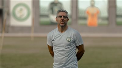 هل يطيح البنك الأهلي ببابا فاسيليو بعد الهزيمة من إنبي؟ مصدر يجيب