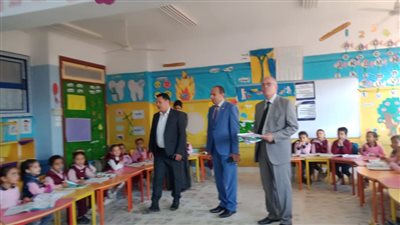 تعليم البحيرة يشدد على الإدارات بتفقد المدارس (صور)