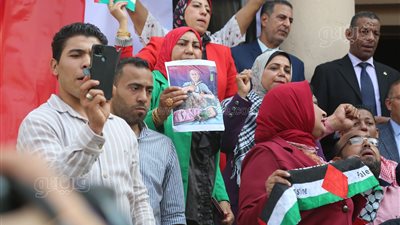 بدء وقفة المحامين التضامنية مع الشعب الفلسطيني (فيديو وصور)