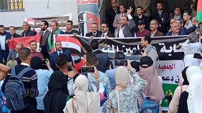 غزة غزة يا رمز العزة، محامو المنيا ينظمون وقفة للتضامن مع القضية الفلسطينية (صور) 