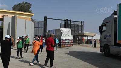 الأمم المتحدة تعلن تفريغ حمولة 137 شاحنة مساعدات في غزة