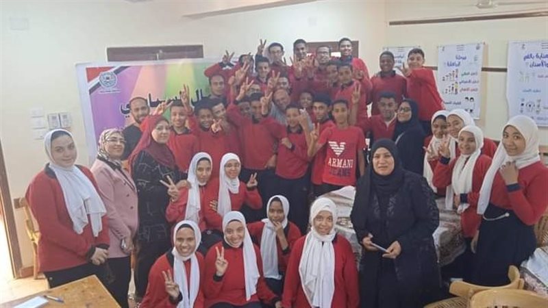 طلاب المدرسة، فيتو
