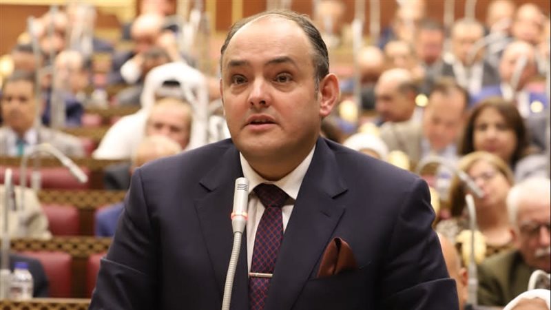 وزير الصناعة بمجلس