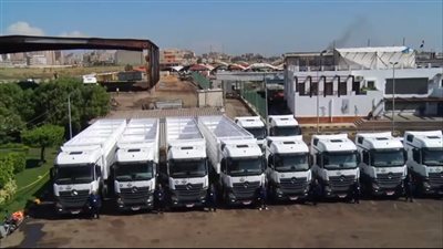 دعم منظومة النظافة بالإسكندرية بـ12 سيارة بتكلفة 65 مليون جنيه