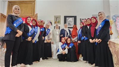 نائب رئيس جامعة الأزهر يفتتح معرض الوسائل التعليمية والمشغولات اليدوية بكلية التربية بنات 