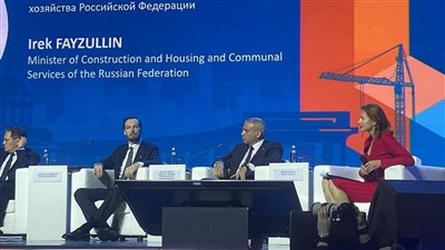 رئيس تعاونيات البناء والإسكان يشارك في البطولة العالمية الثالثة للإنشاء والتشييد بروسيا