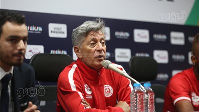 تصريحات نارية لمدرب سيمبا التنزاني قبل مواجهة الأهلي غدا (صور)