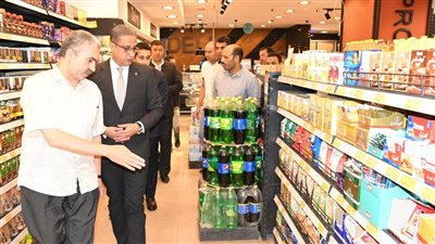 محافظ الفيوم يتابع مبادرة تخفيض أسعار السلع الأساسية 