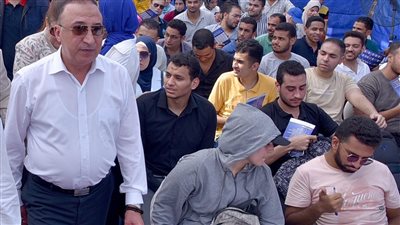 محافظ الإسكندرية: تعيين 3444 شابا وفتاة و126 من ذوي الهمم