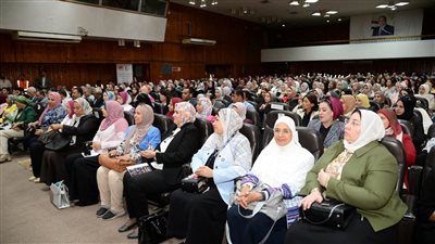 انطلاق فعاليات برنامج المرأة تقود في أسيوط 