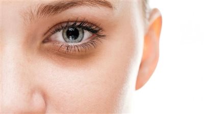 جل النسكافيه يخلصك من الهالات السوداء في ثوانٍ