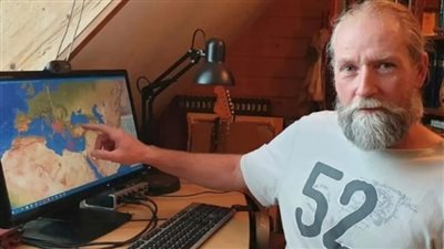 بخريطة وخط وردي، تحذير جديد من عالم الزلازل الهولندي: كونوا على أهبة الاستعداد