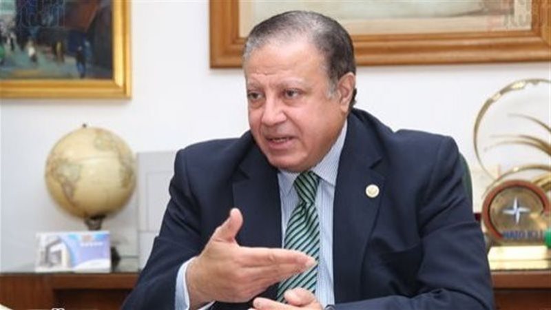 الدكتور هشام عزمي،